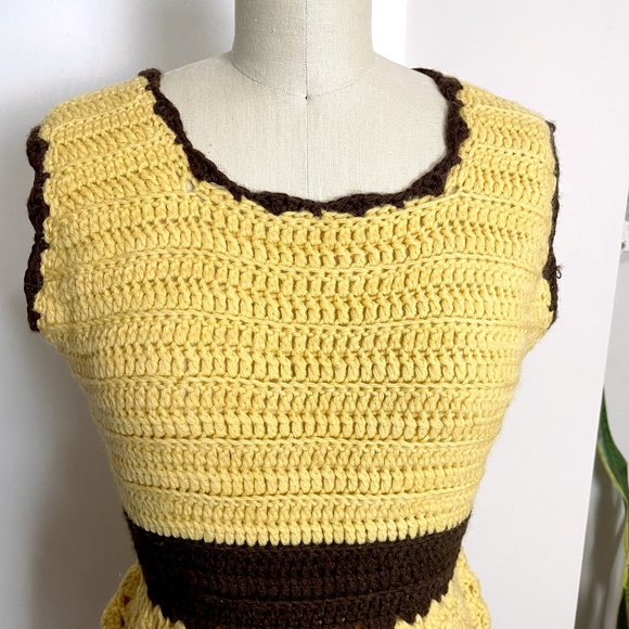 Gold and brown crocheted sleeveless mini dress - size medium - Picture 2 of 9